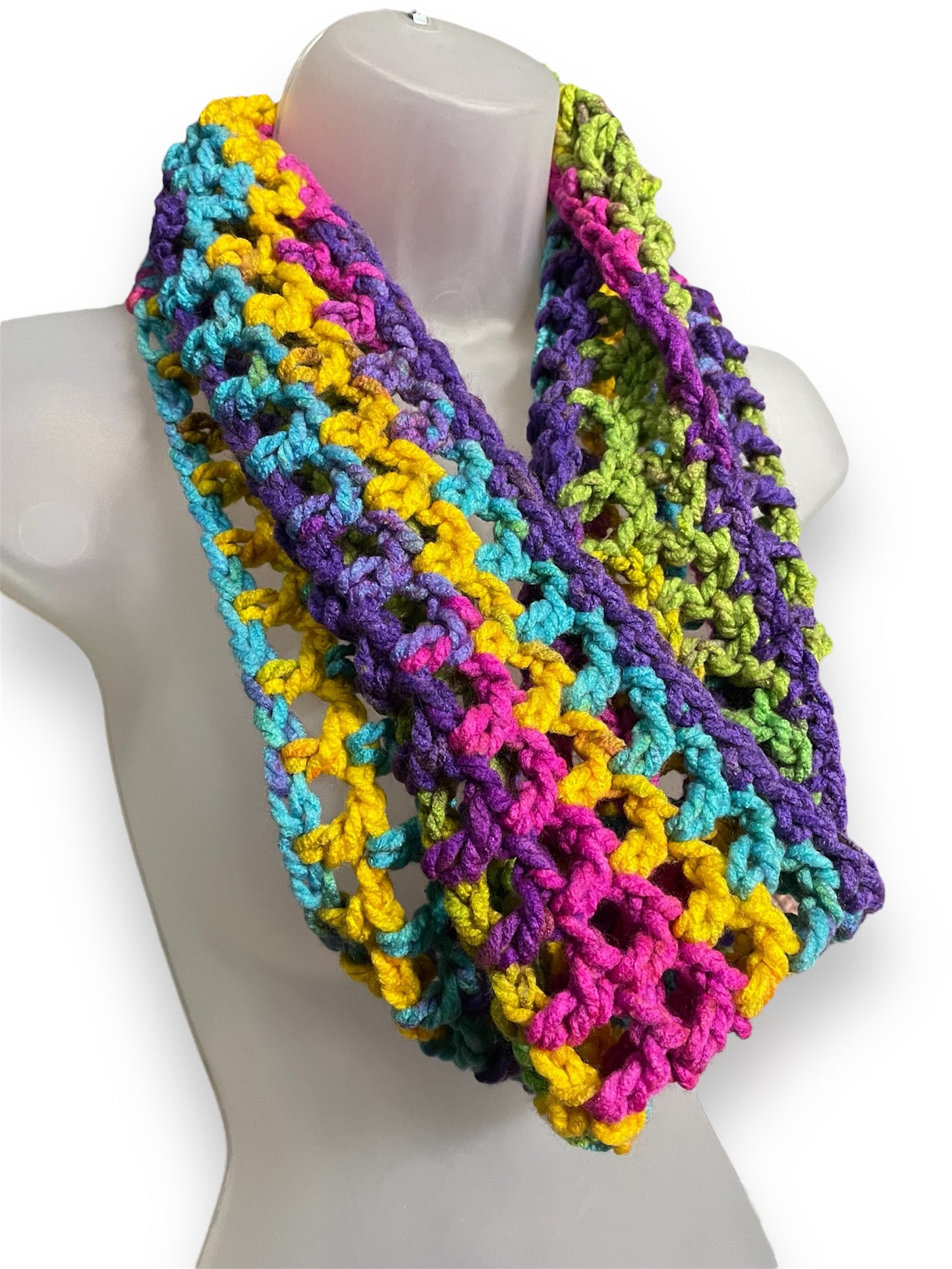 Chunky Multicolored Cowl