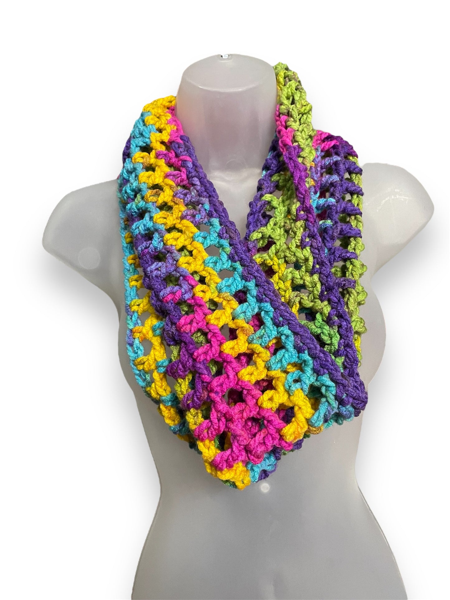 Chunky Multicolored Cowl